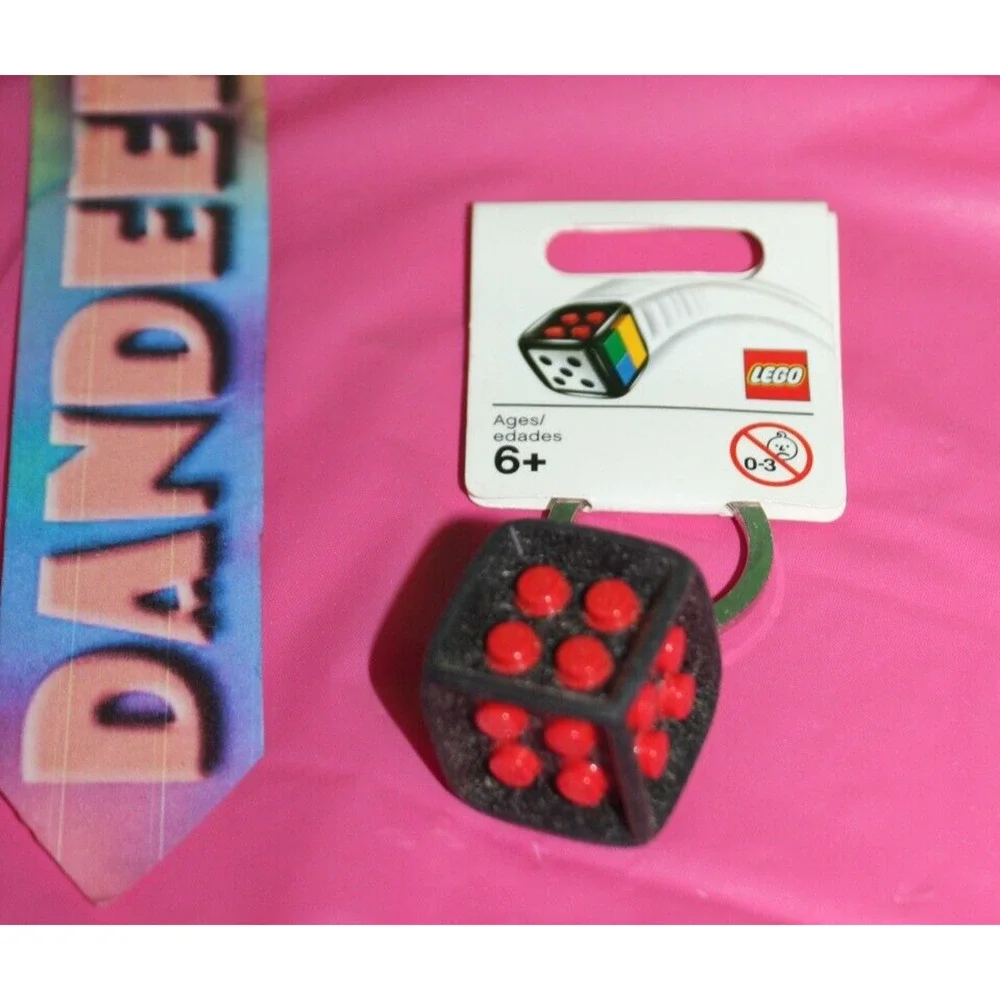 Lego Toy Dice Keychain On Package 4586611
